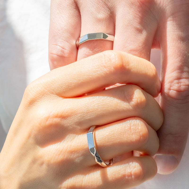 Couple Adjustable Light Sculpted Ring
