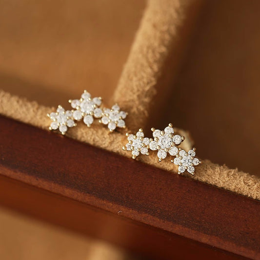【SilverE9 Snowflake】 925 Sterling Silver Stud Earrings