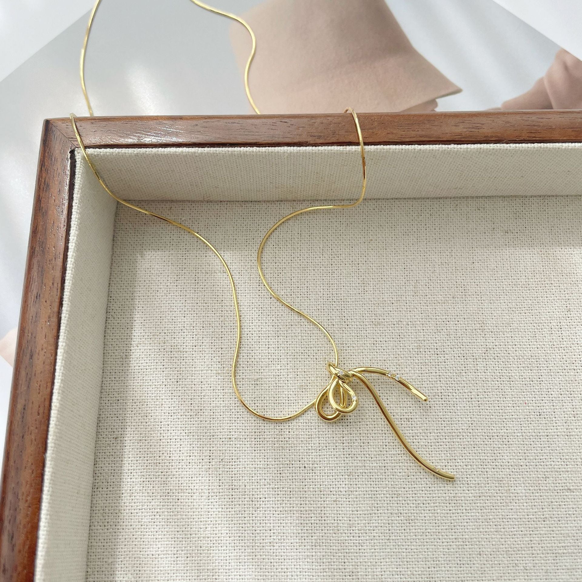 【SilverN17 Line Bow】 925 Sterling Silver Necklace - MOTEMCO